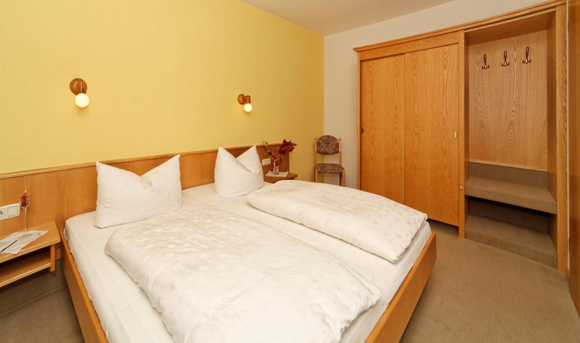 Landhaus Maria Bed&Breakfast Hotell Regen Exteriör bild