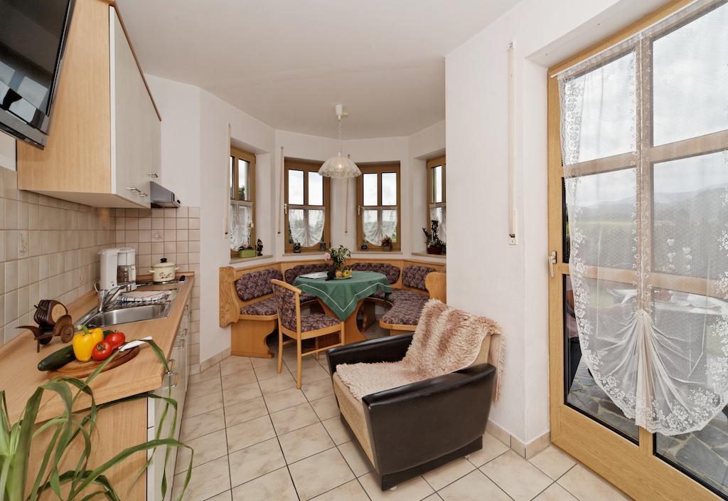 Landhaus Maria Bed&Breakfast Hotell Regen Rum bild