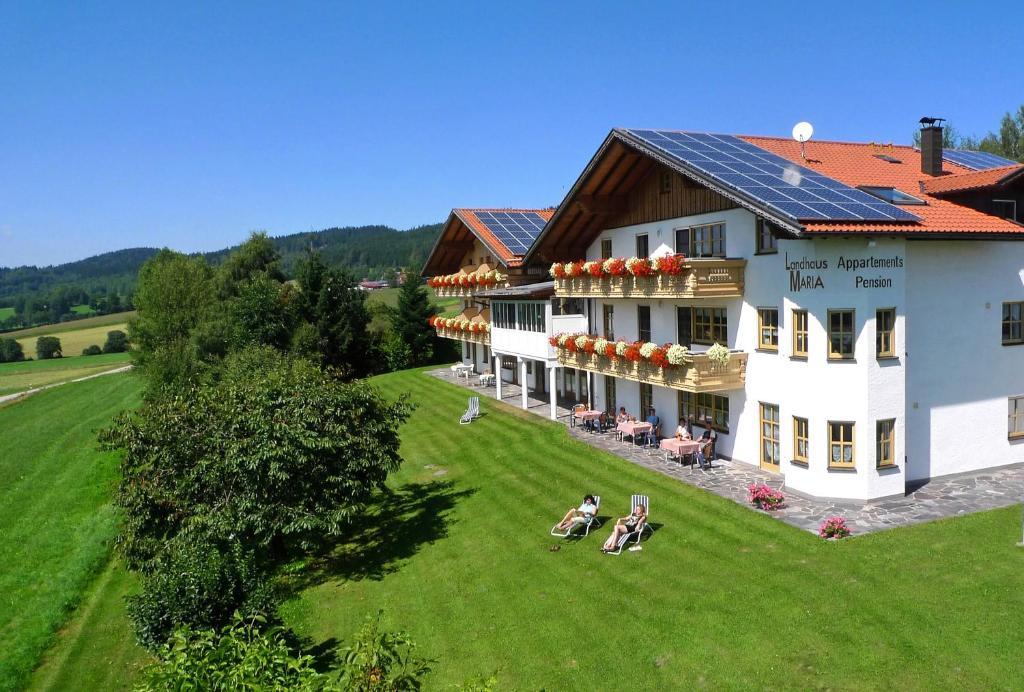 Landhaus Maria Bed&Breakfast Hotell Regen Exteriör bild